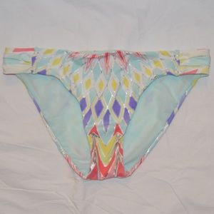 Printed Shirred Side-tab Hipster Bikini Bottom M